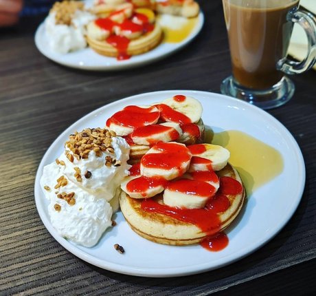 delimbre porn actress pics