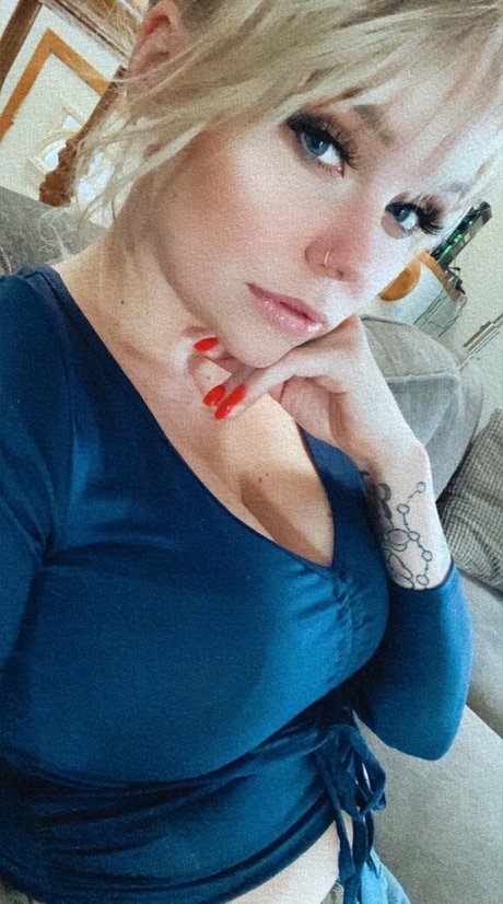 Charlie Chip star pretty gallery