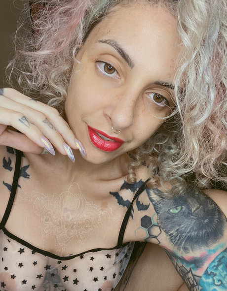 mmf onlyfans erotic photos