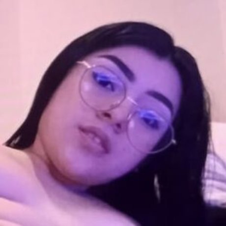 Stephy Petite model hd pic