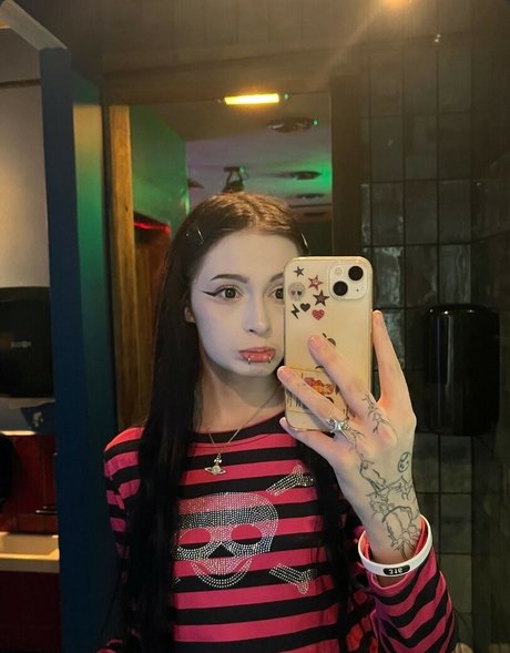 Ady Dark pornstar naked photo