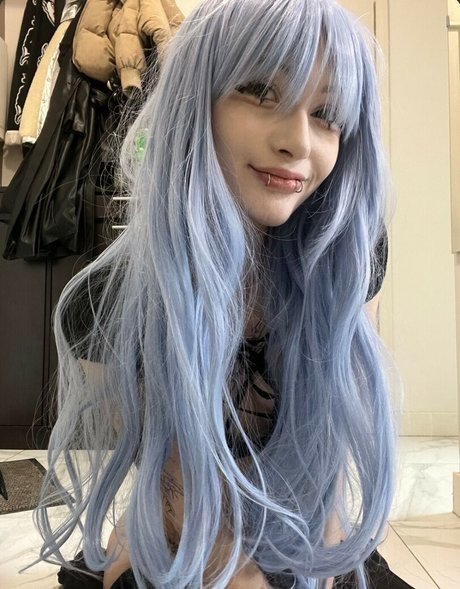 Ady Dark star hot image