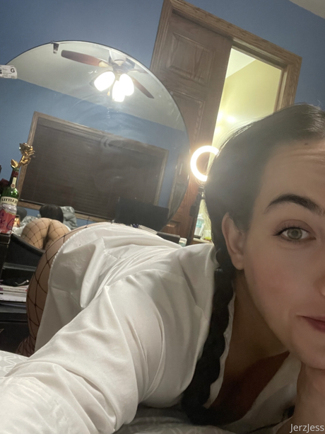 Jerzjess sexy actress pics