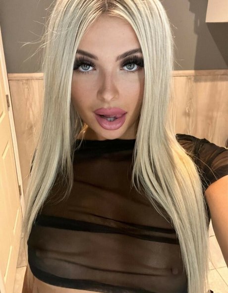 Alex Wood nudes actress gallery