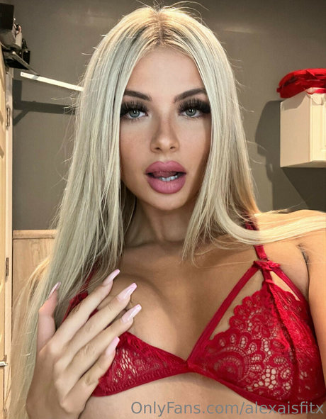 Alex Wood star perfect images