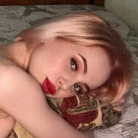 Simona Borb free pornstar photos