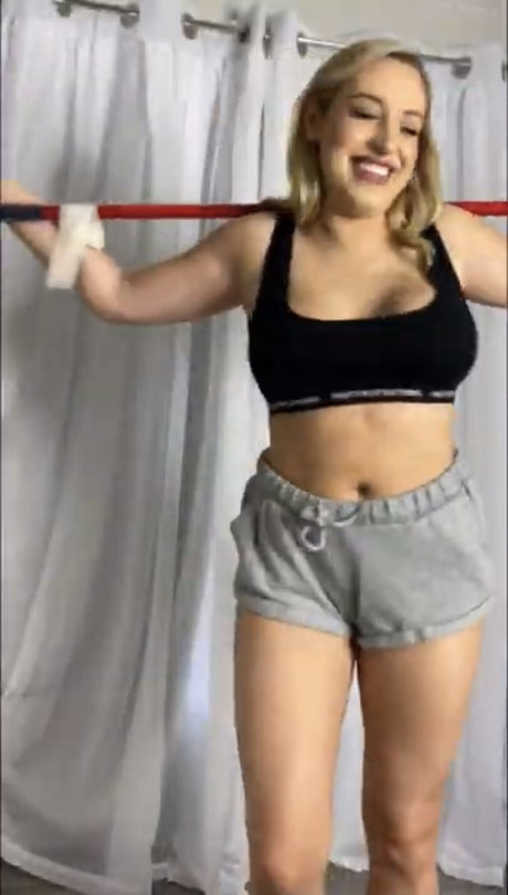 Jessie Sims high quality star image