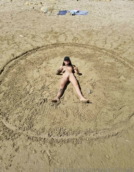 Area51Freak model porn img