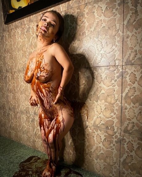 Angie Villalba nude actress image