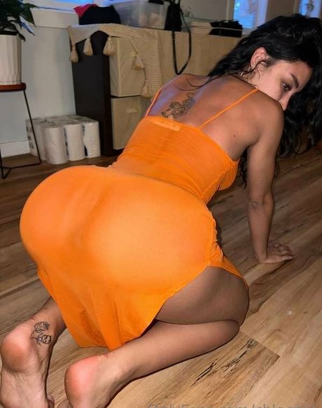 Chloepriv adult actress pic