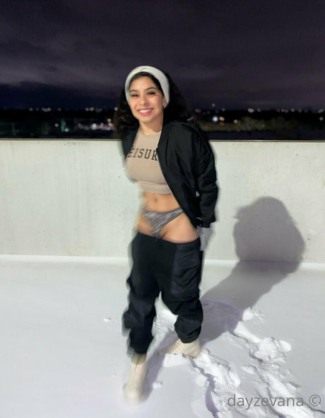 young asian onlyfans free nude picture