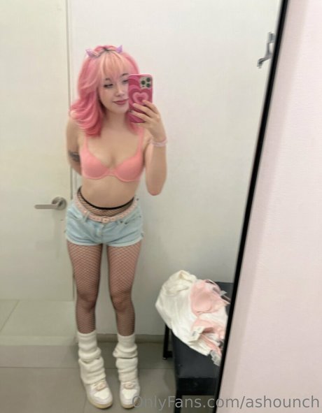 Ashounch naked actress gallery