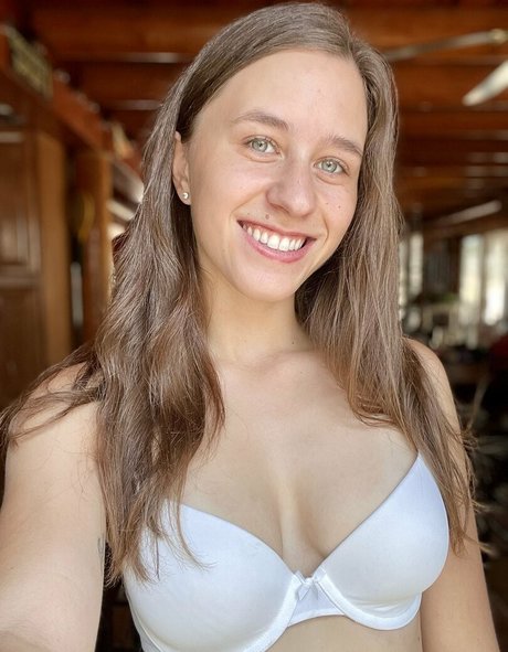 Kourtney Rae sexy star photo