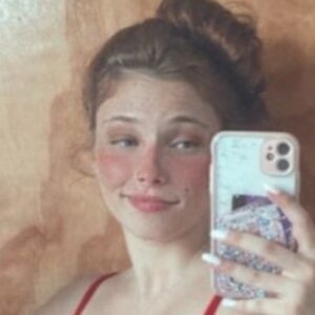 Vitoria j actress pic