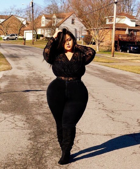 uilanibabe pornstar free pics