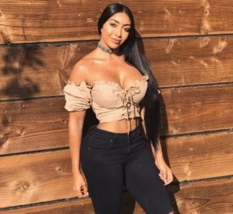 Sumeet Sahni model erotic galleries