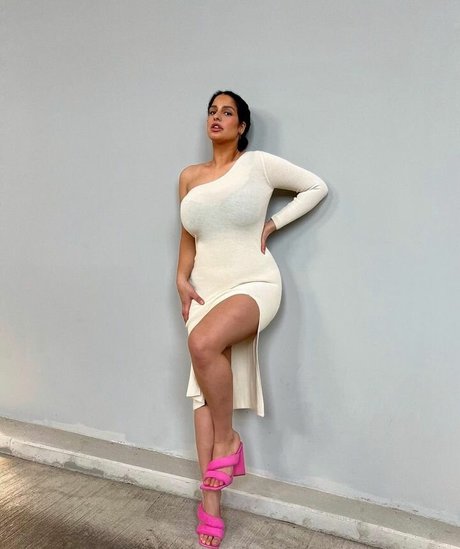 Anna Maria perfect model images