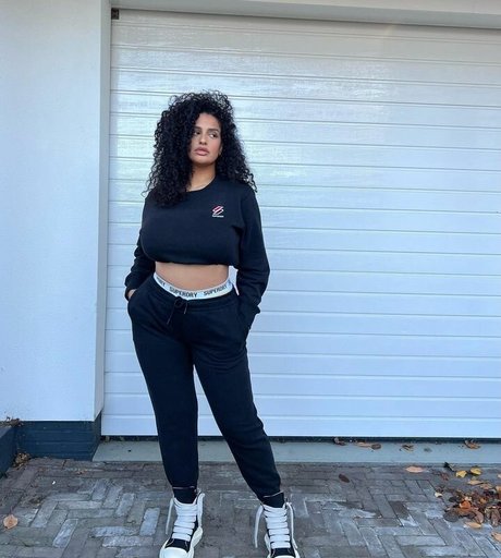 Anna Maria model high quality picture