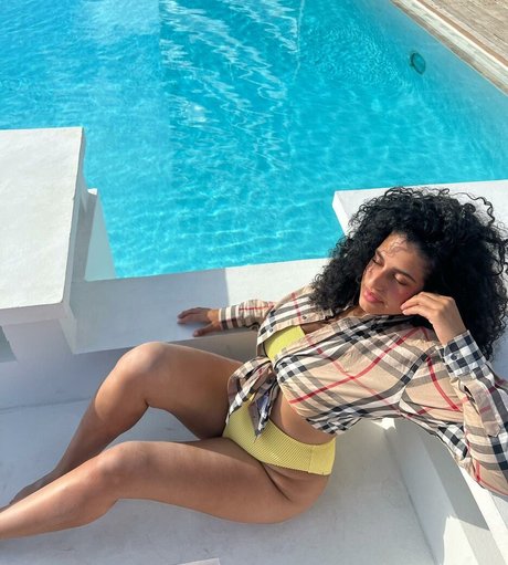 Anna Maria best model img