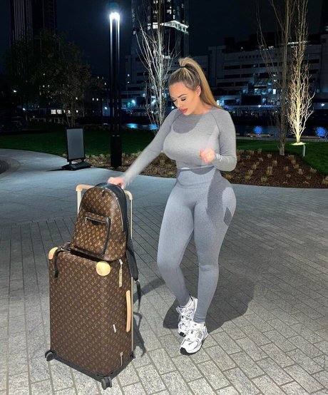 Lisa Amber free pornstar pics