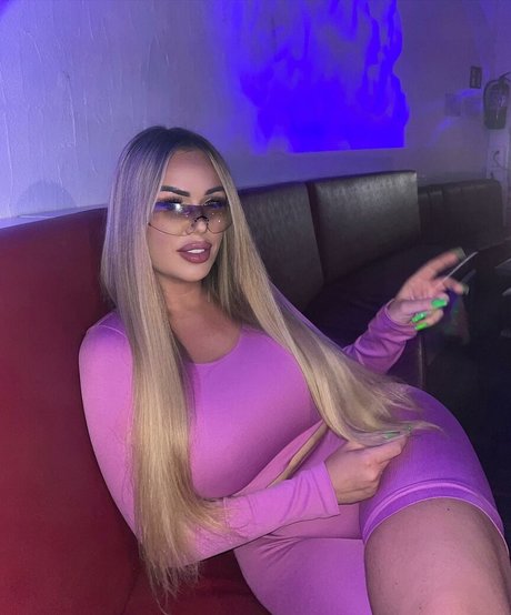 Lisa Amber hot model pictures