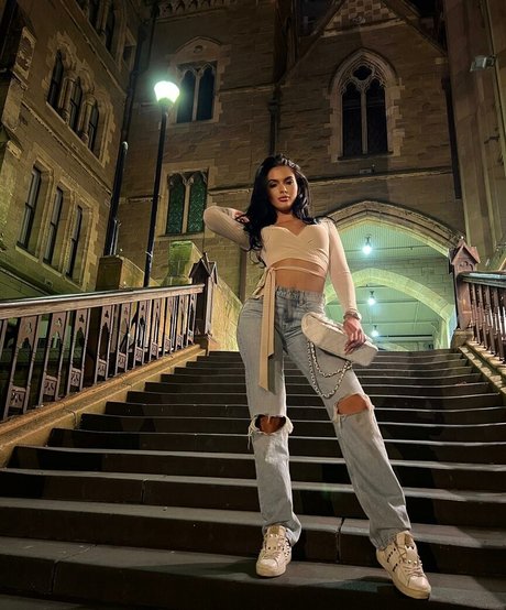 Eliza Inverno top actress images