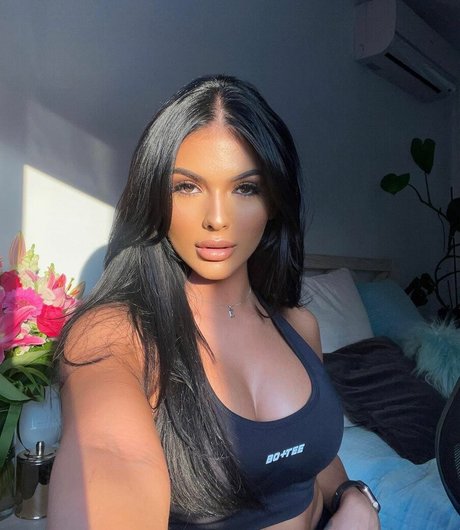 Eliza Inverno pornographic actress photos