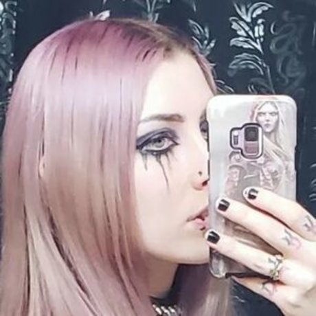 LadySurvival sexy pornstar photo