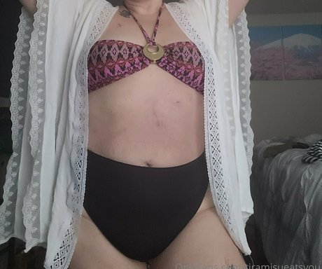 tiramisueatsyou high quality pornstar galleries