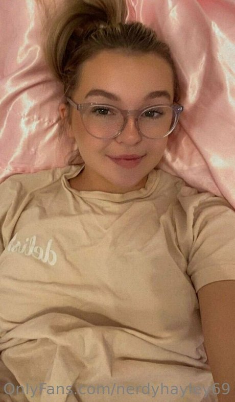 nerdyhayley69 star best archive