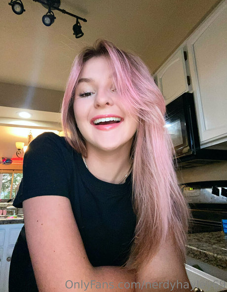 nerdyhayley69 pornstar sex pics