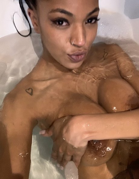 TinaFire pornstar sexy images