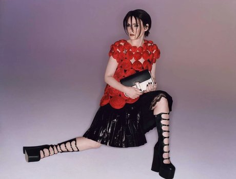 Winona Ryder pornstar top pic