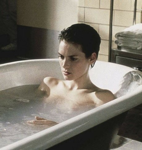 Winona Ryder star exclusive pictures