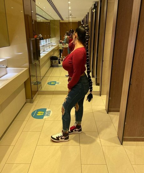 Boa Hancock model best pictures