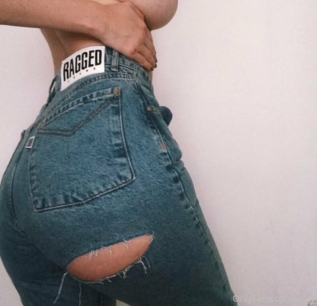 ellyy best actress pics