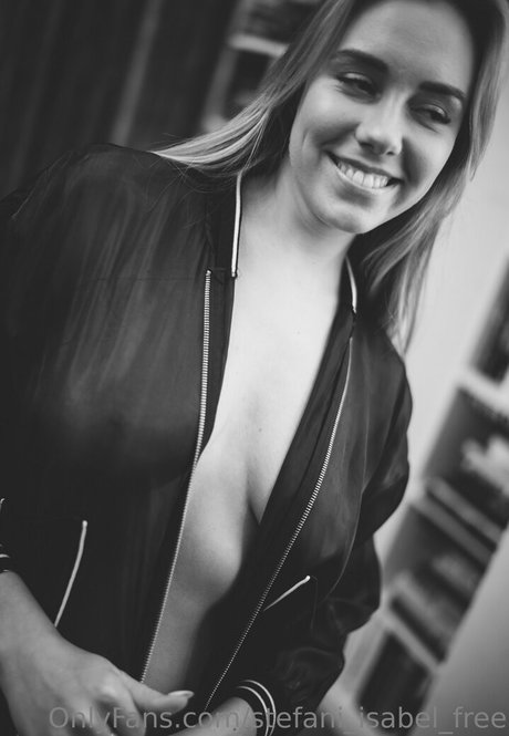 stefani isabel free star sexy photos