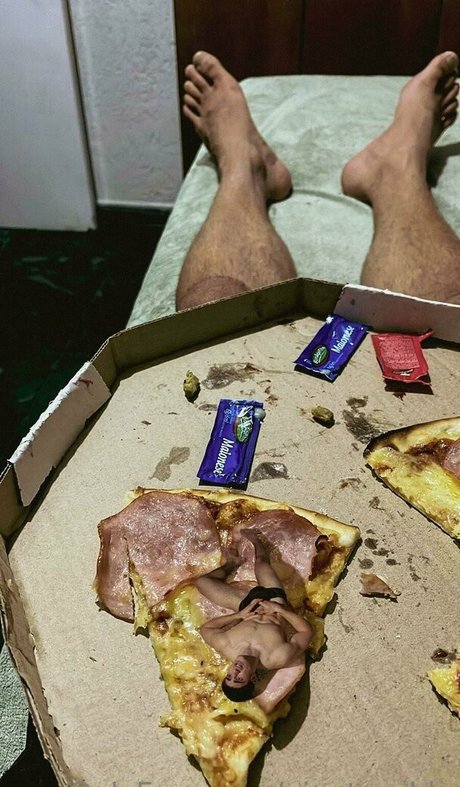 giant pablo beautiful model image