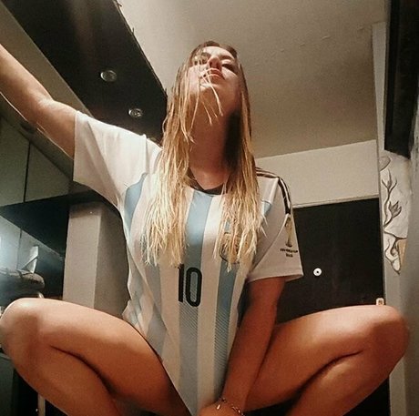 debboracarl star nudes picture