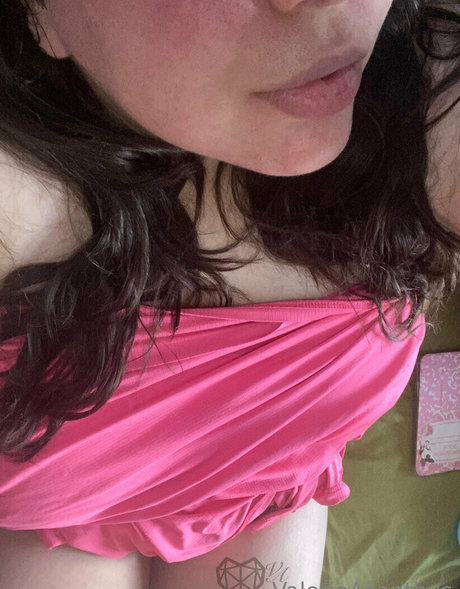 val acanthus pornstar hot photo