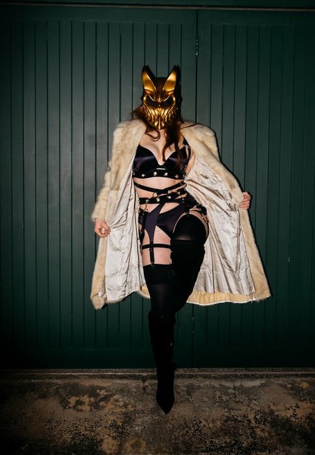 poppy0207 naked star pictures