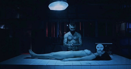 Vahide Bulu exclusive model images