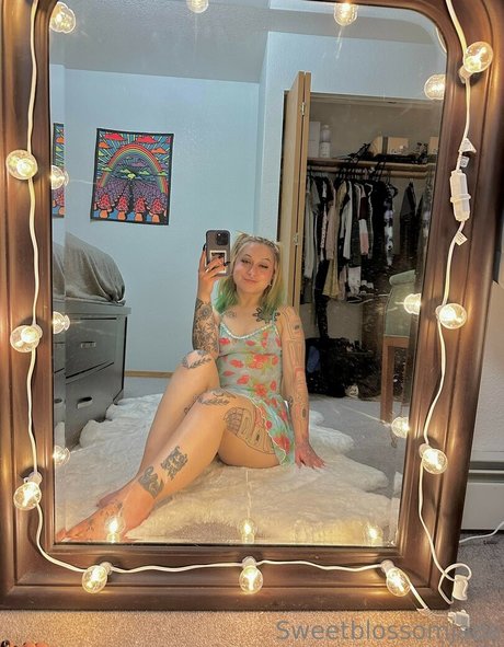 sweetblossomjade nudes actress img