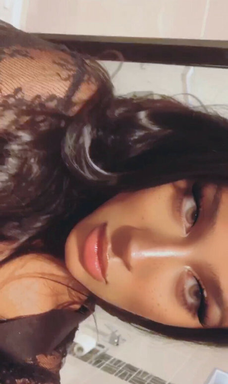 princessalessia hd actress photos