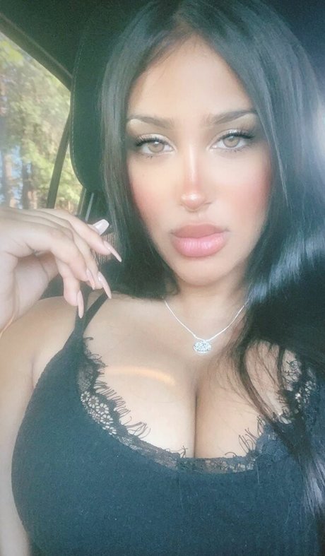 princessalessia art model picture