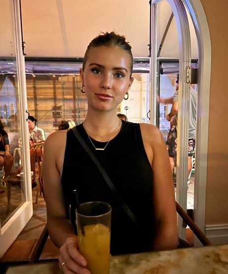 Emilia Dettorre model perfect photos