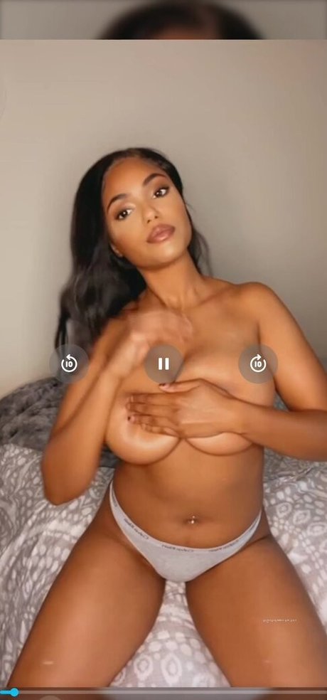 Pilarr adult actress image