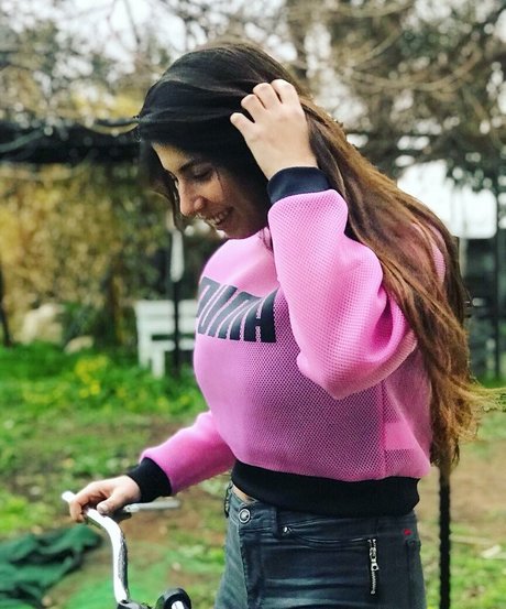 Daniella Yallouz star high quality img