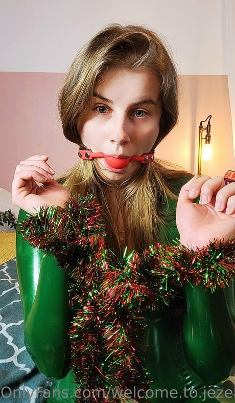 welcome to jezebels star nudes pics