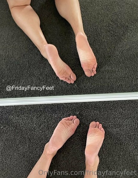 fridayfancyfeet star top archive
